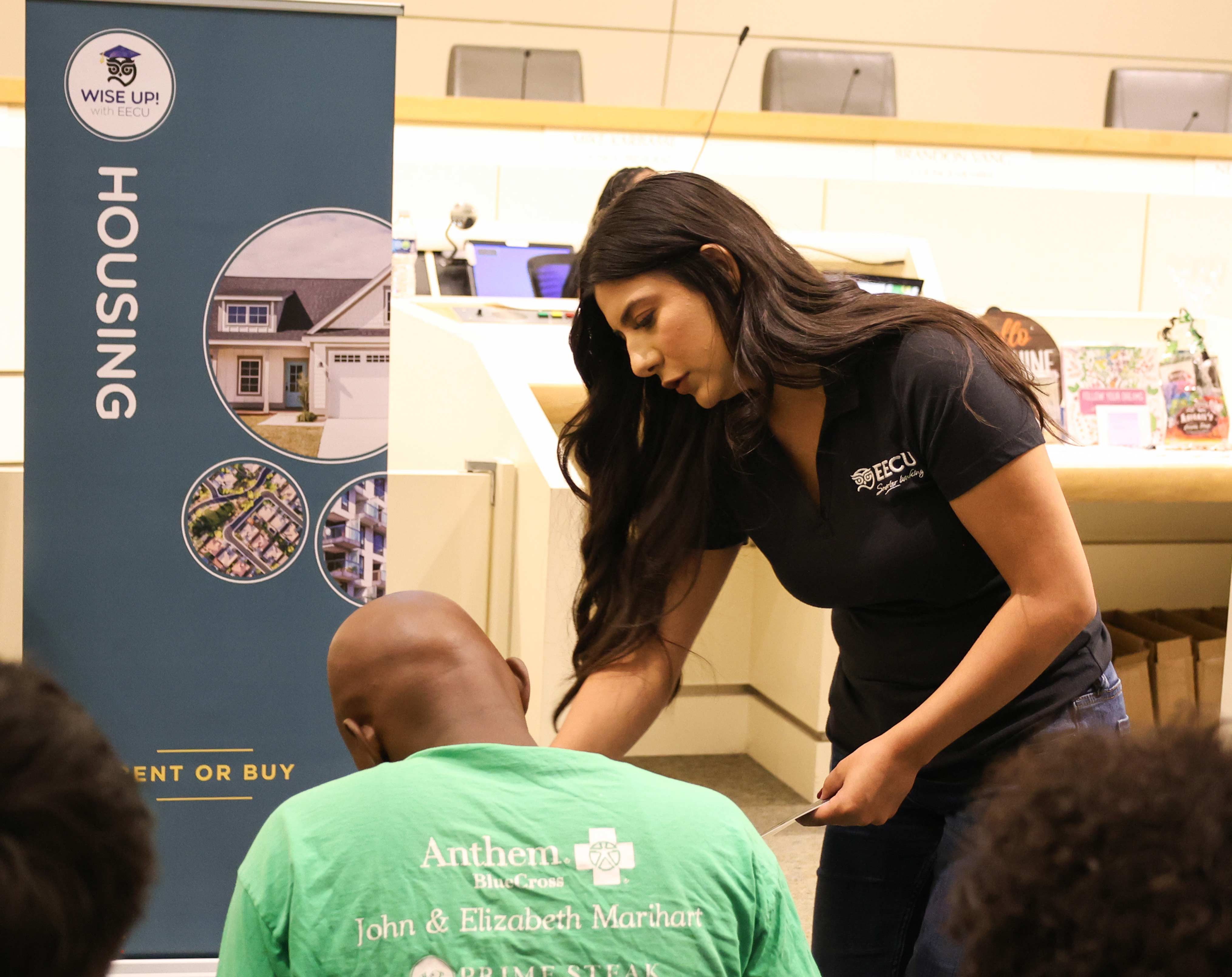 EECU representative conducting a Wise Up event